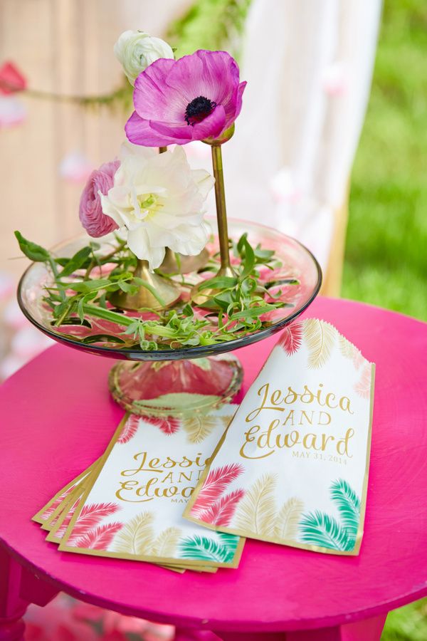 Bright Flamingos + Exotic Palms: Fuchsia Meets Emerald Green - Wojoimage Photography www.theperfectpalette.com Styled by Heartily Wed