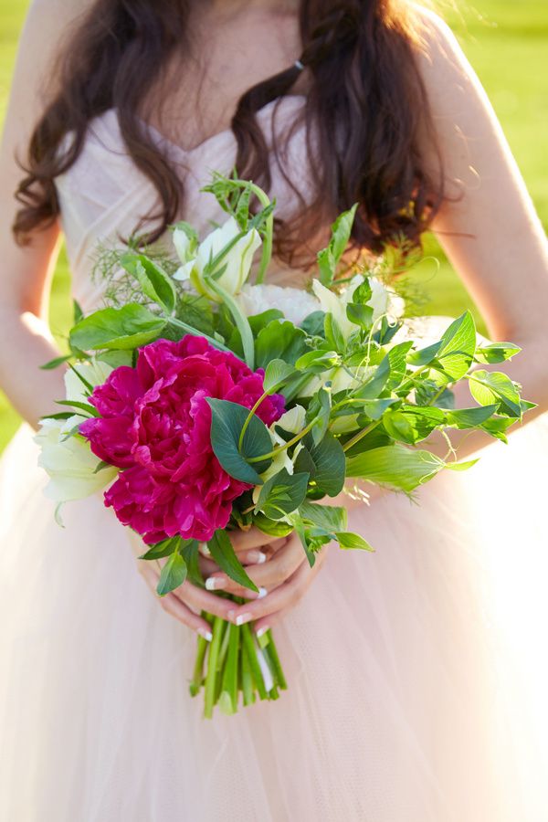 Gorgeous bouquet: Fuchsia Meets Emerald Green - Wojoimage Photography www.theperfectpalette.com Styled by Heartily Wed