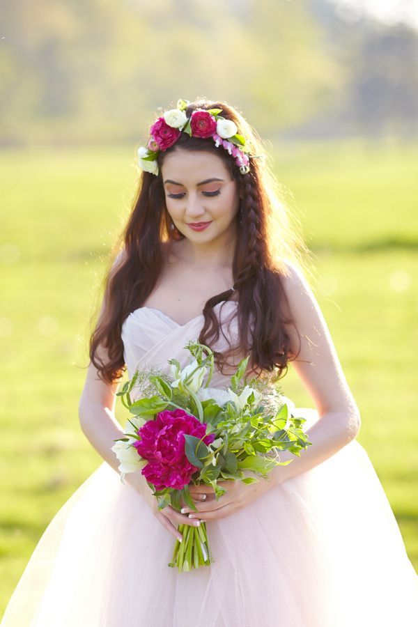 Beautiful bridal bouquet: Fuchsia Meets Emerald Green - Wojoimage Photography www.theperfectpalette.com Styled by Heartily Wed