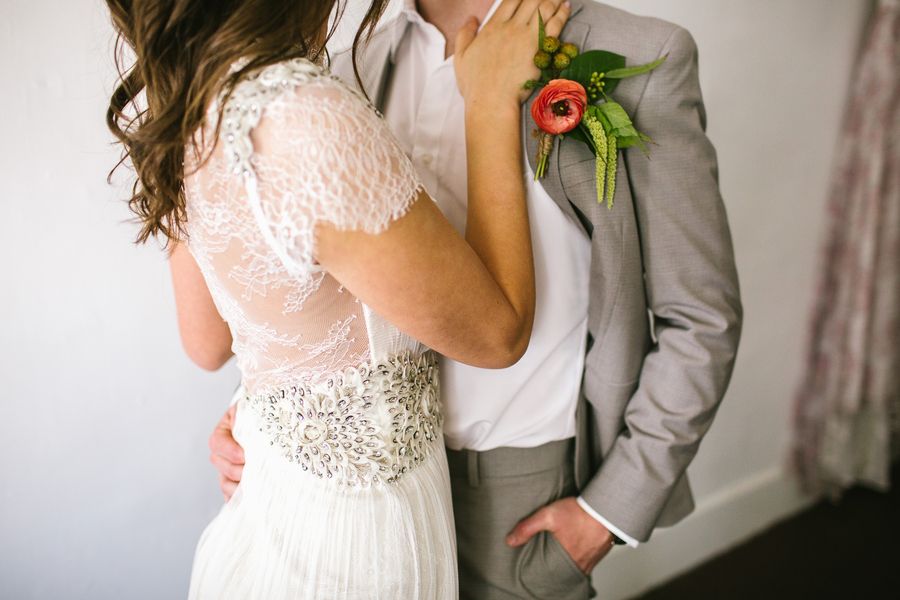 Intimate Wedding Inspiration with Bright Details