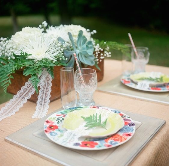 Succulents and Color Pops - www.theperfectpalette.com - Color Ideas for Weddings and Parties