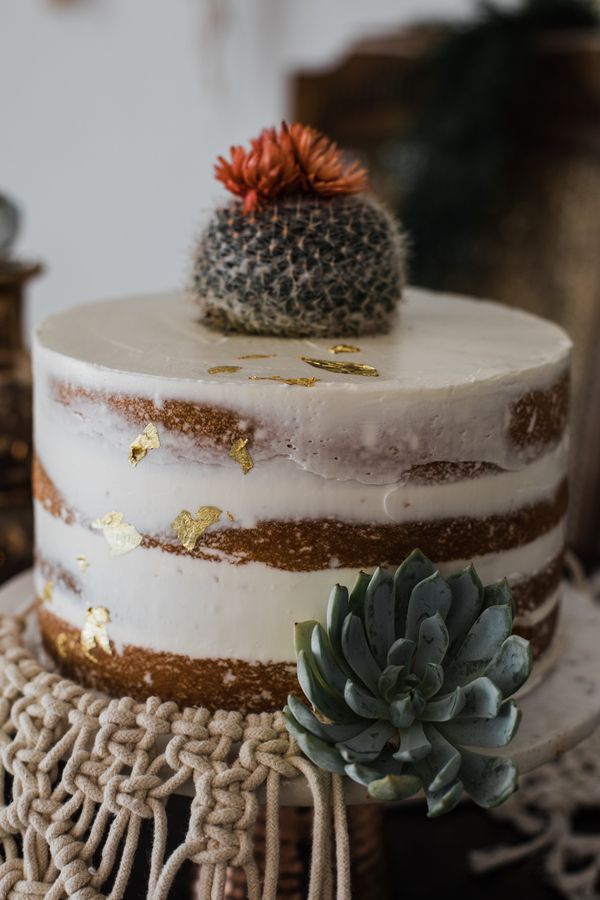 Retro Meets Boho in This Desert-Themed Wedding Inspiration