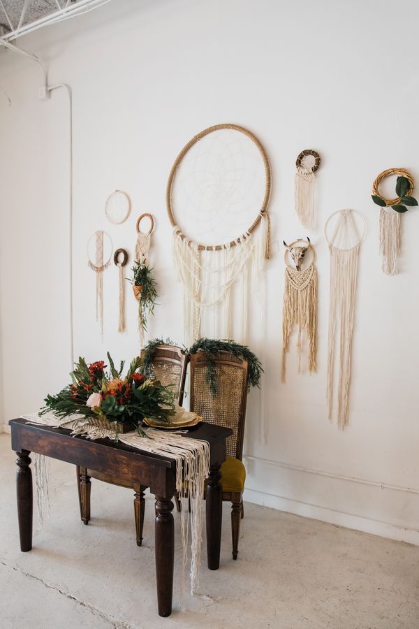 Retro Meets Boho in This Desert-Themed Wedding Inspiration