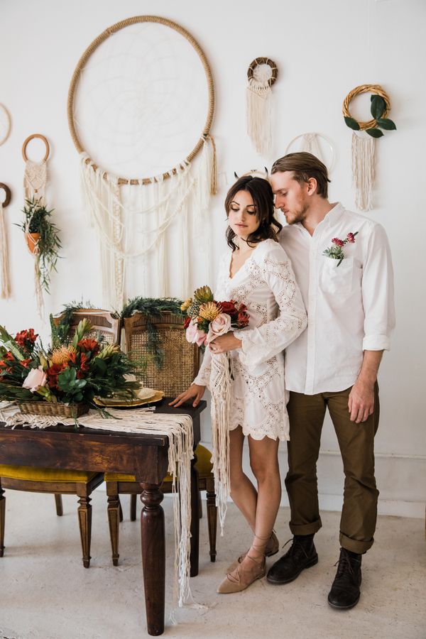 Retro Meets Boho in This Desert-Themed Wedding Inspiration