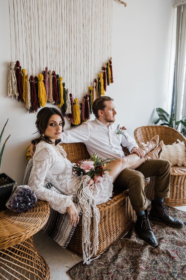 Retro Meets Boho in This Desert-Themed Wedding Inspiration