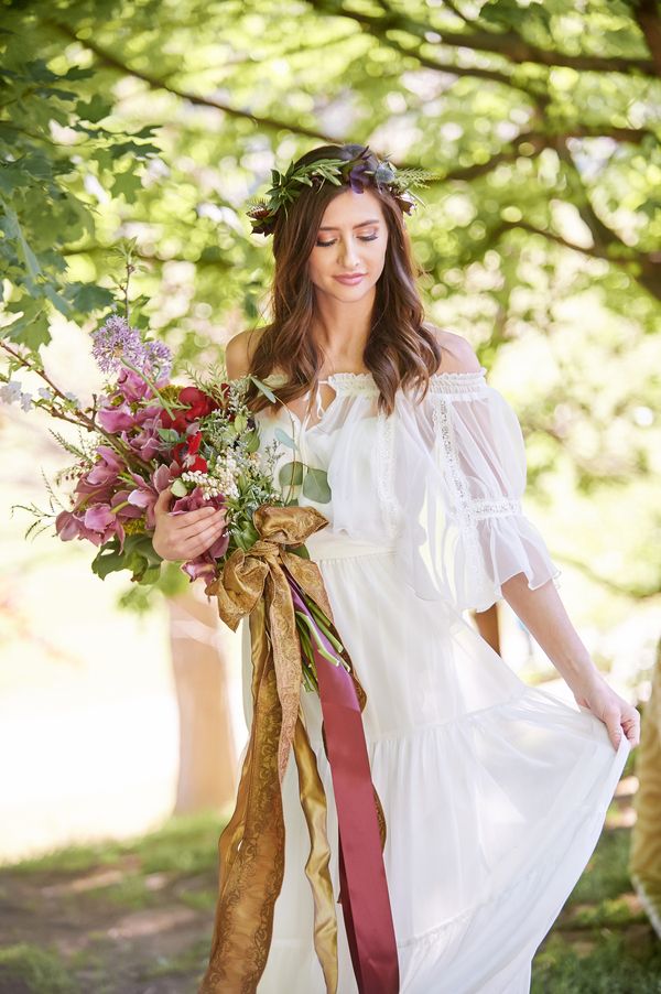  Bohemian Elegance in this Colorful Shoot with Two Bridal Looks