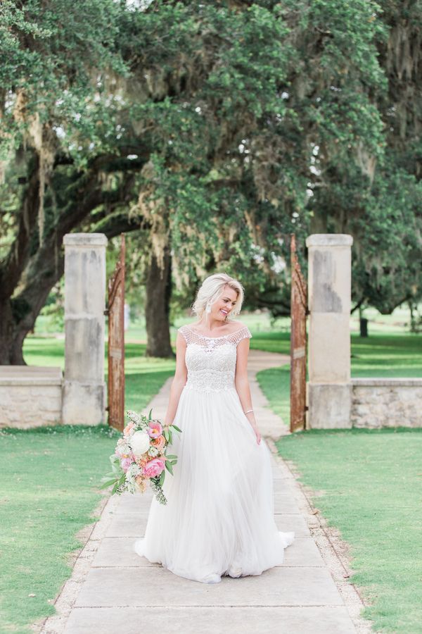  Pretty in Pink Countryside Wedding Inspiration