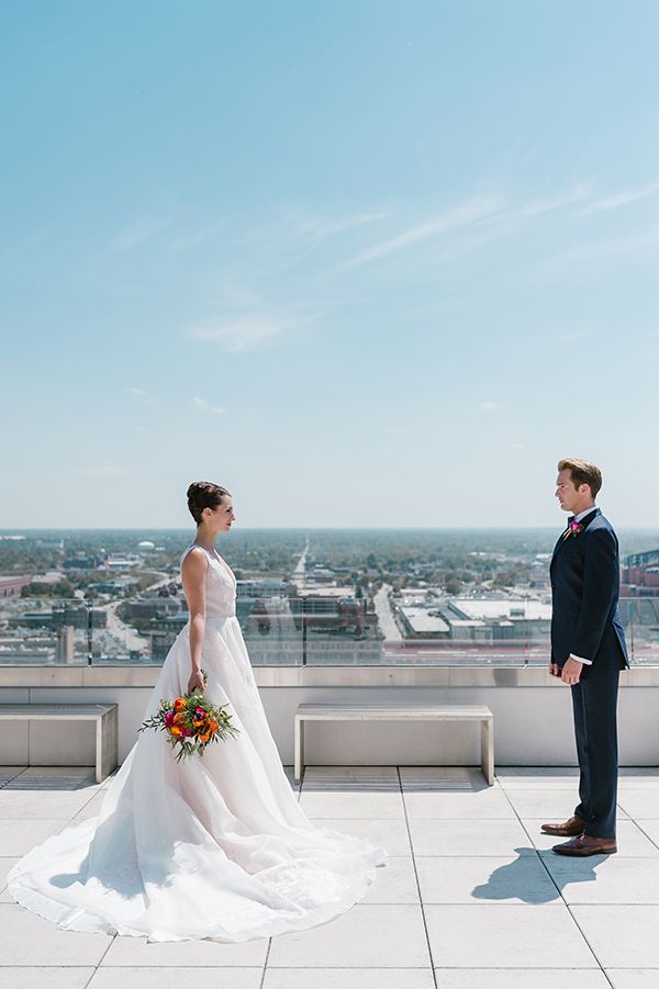  Modern and Bright Rooftop Wedding Inspiration