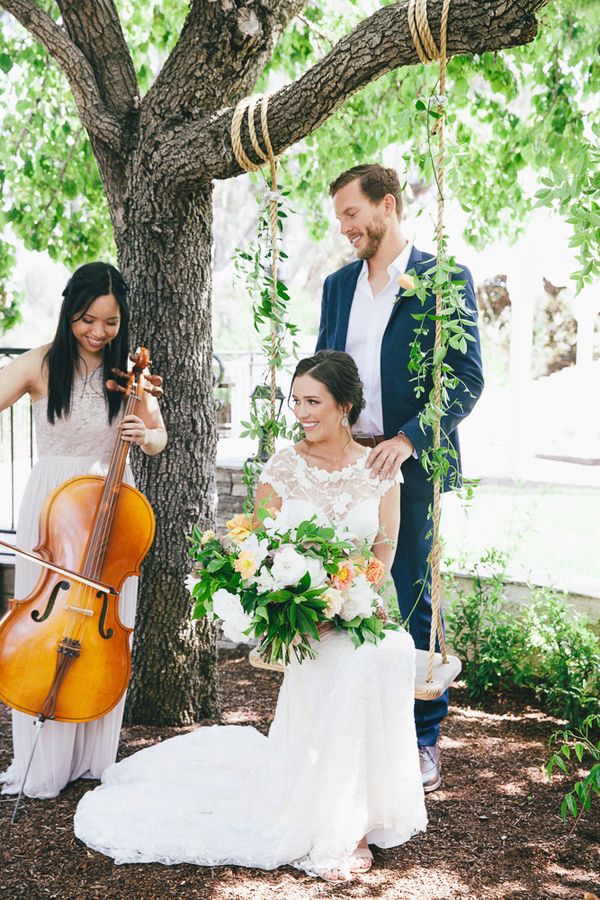  A Citrus Inspired Summer Wedding