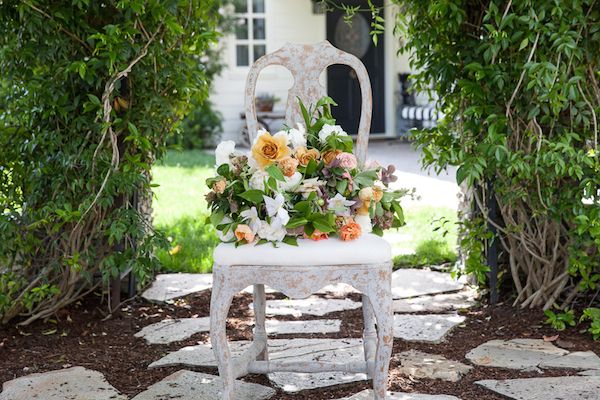  A Citrus Inspired Summer Wedding