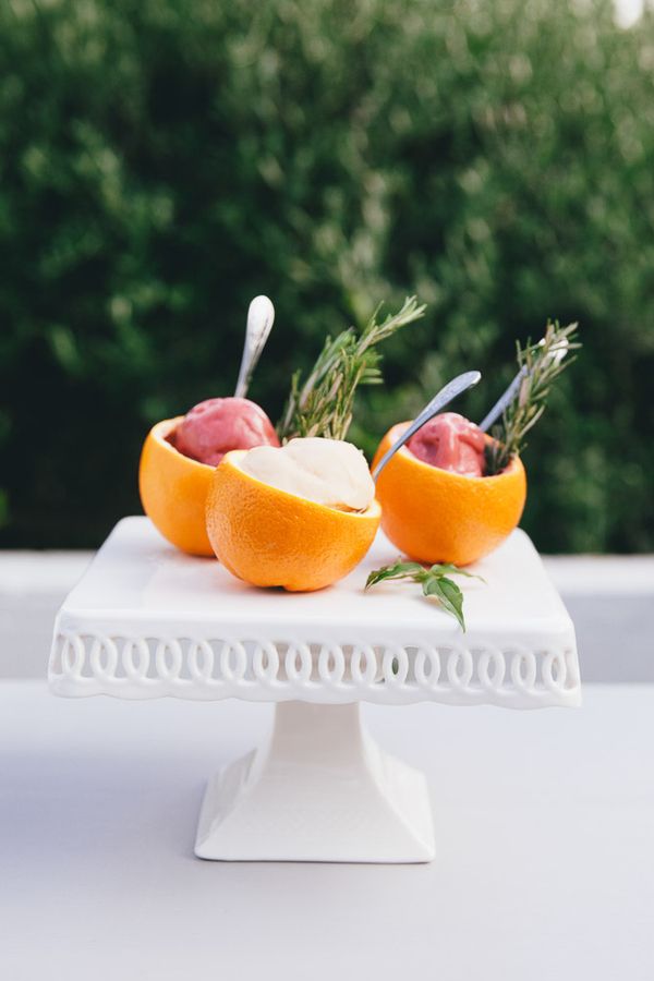  A Citrus Inspired Summer Wedding