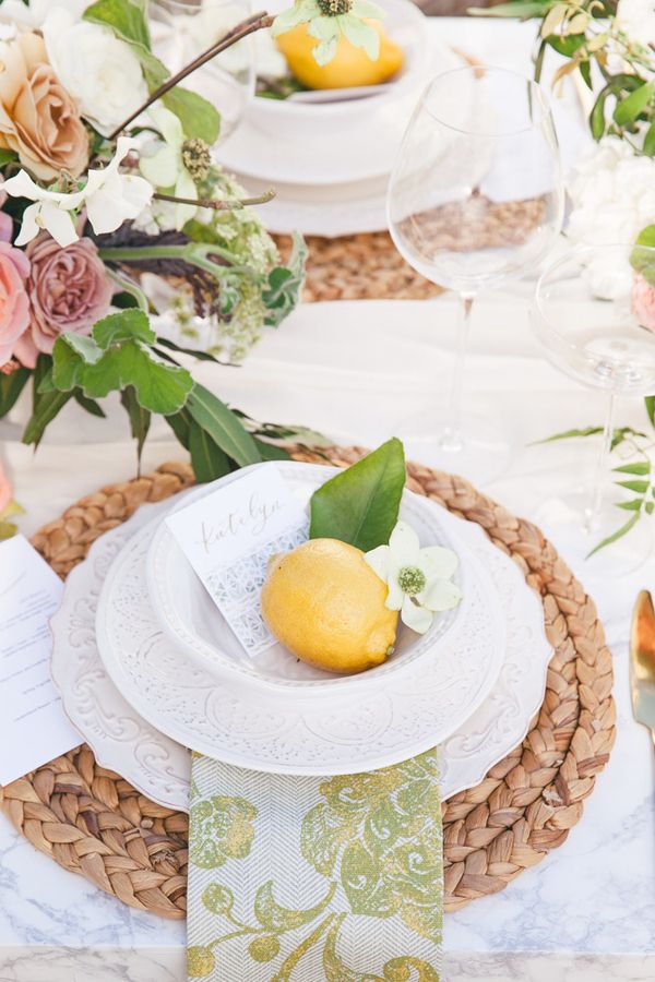  A Citrus Inspired Summer Wedding