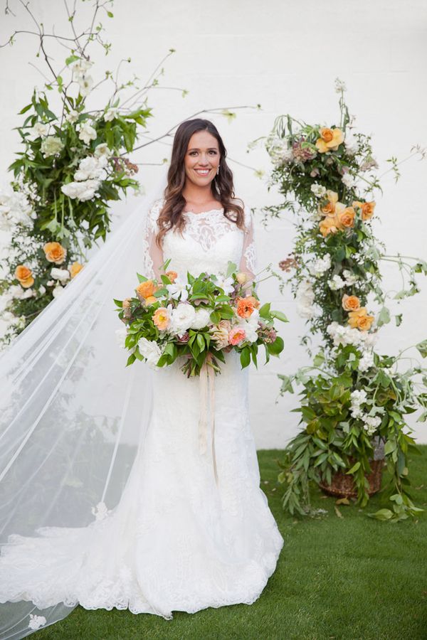  A Citrus Inspired Summer Wedding