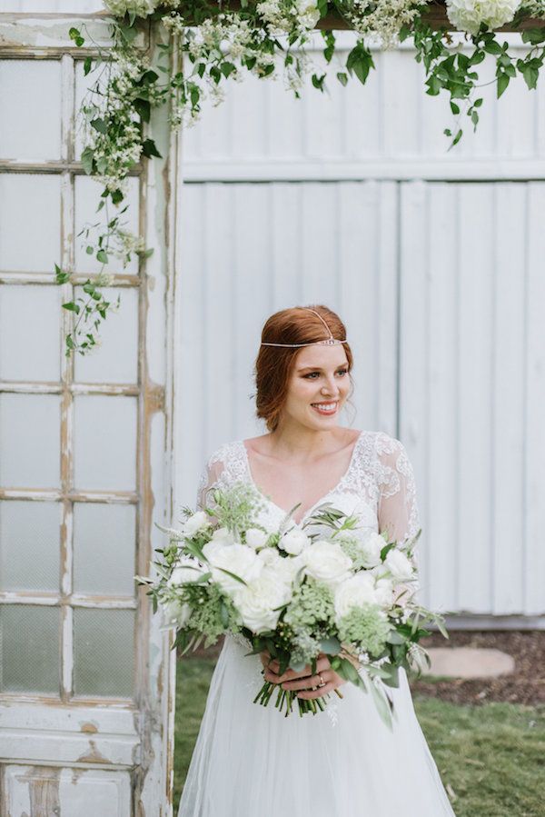 Vintage Green and Gold Wedding Inspo