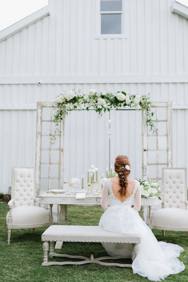 Vintage Green and Gold Wedding Inspo