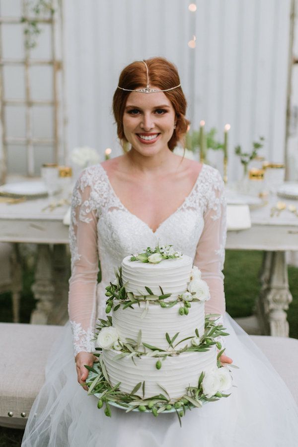 Vintage Green and Gold Wedding Inspo