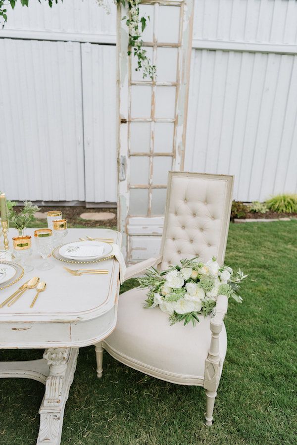 Vintage Green and Gold Wedding Inspo