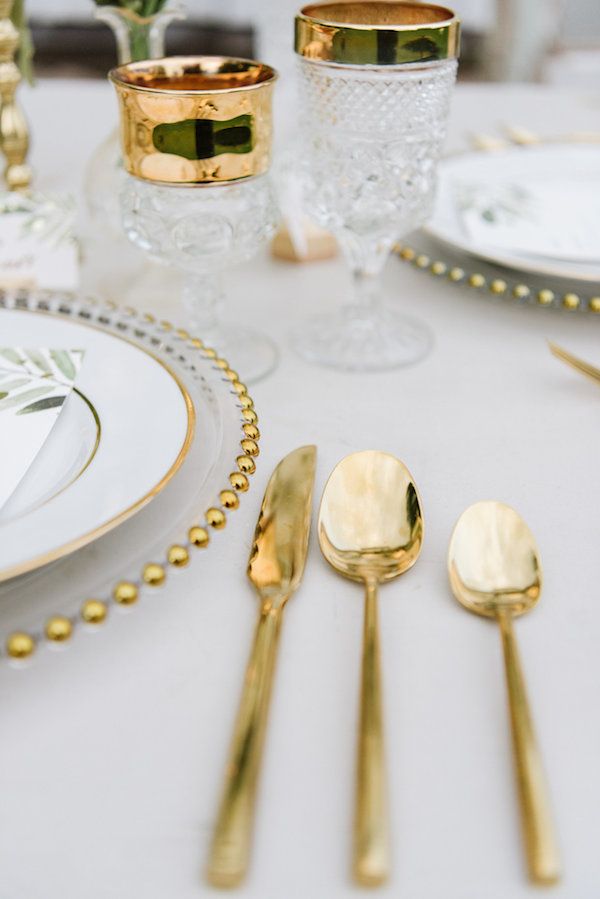 Vintage Green and Gold Wedding Inspo