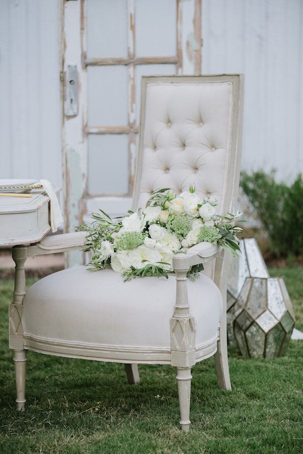 Vintage Green and Gold Wedding Inspo