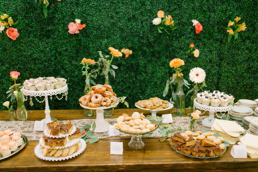 Festive Outdoor Wedding in Wisconsin