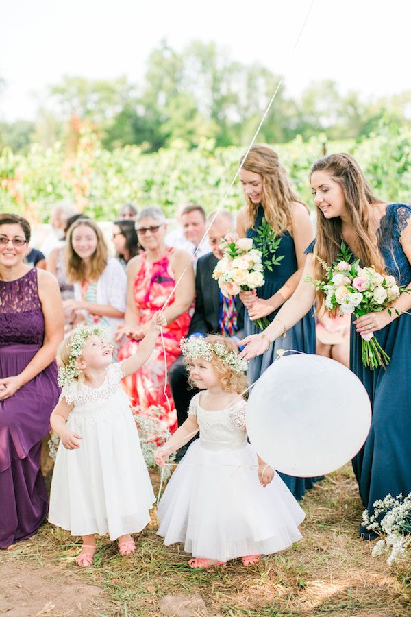  A Classic Farm Wedding with a Sweet Brunch Reception