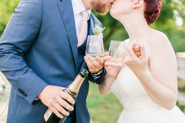  A Classic Farm Wedding with a Sweet Brunch Reception