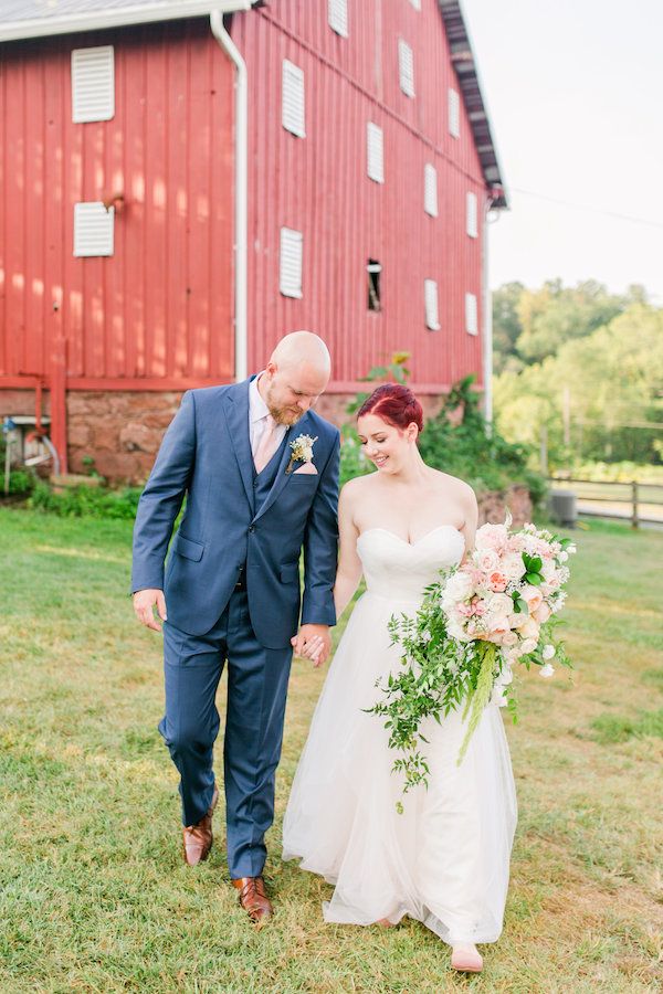  A Classic Farm Wedding with a Sweet Brunch Reception