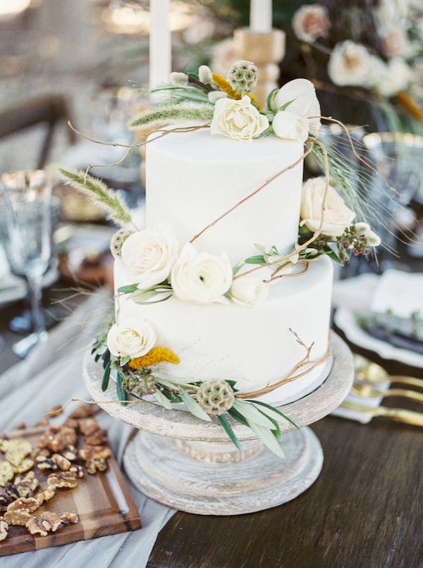  Autumn Wildflower Inspiration Wedding