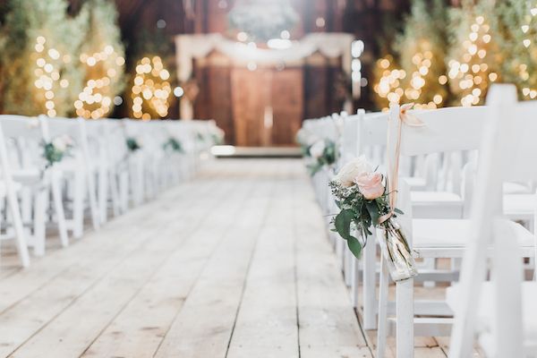  Elegant Barn Wedding at a Private Estate in Illinois