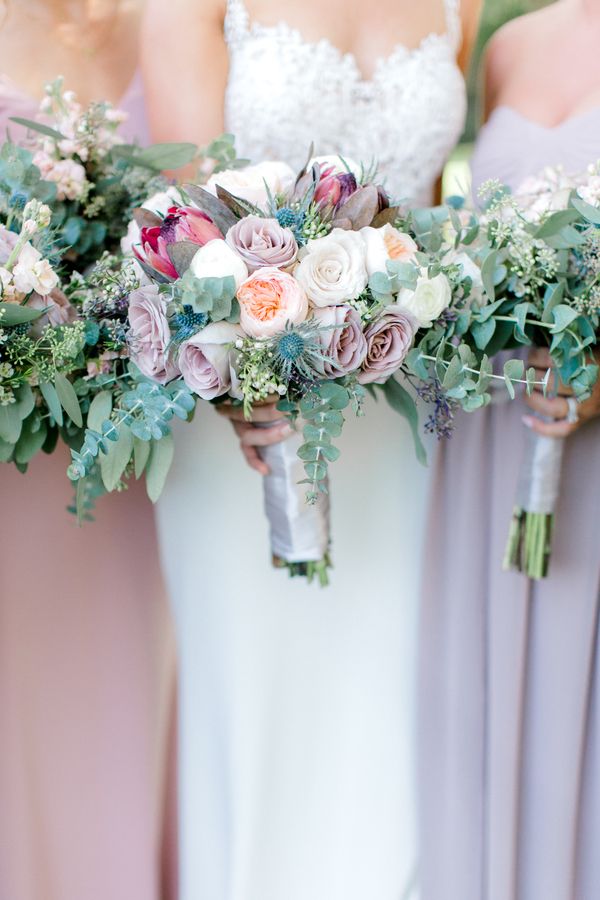  Elegant Barn Wedding at a Private Estate in Illinois