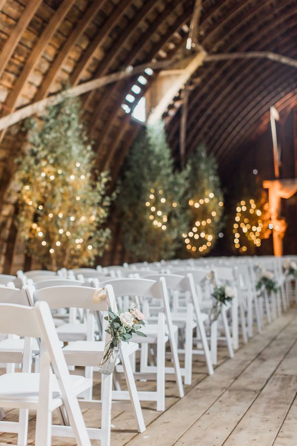  Elegant Barn Wedding at a Private Estate in Illinois