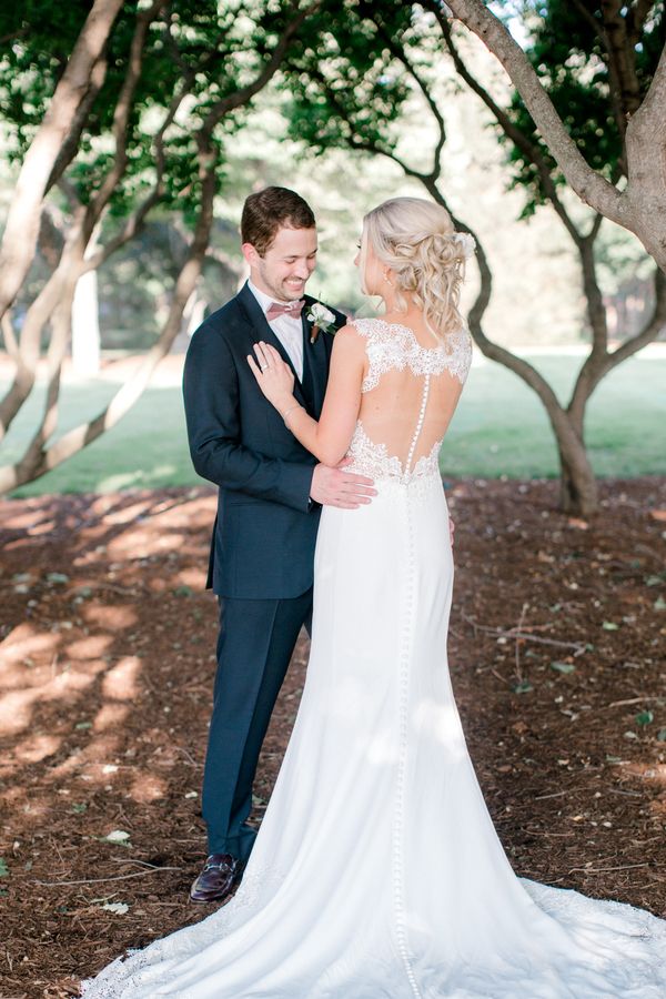  Elegant Barn Wedding at a Private Estate in Illinois