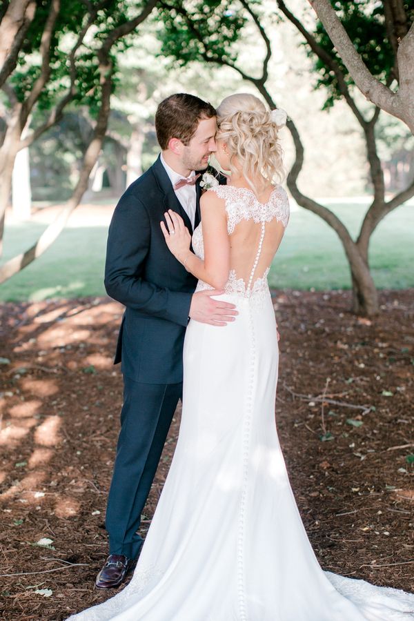  Elegant Barn Wedding at a Private Estate in Illinois