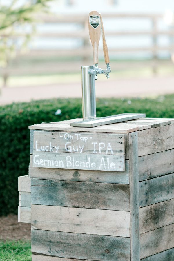  Elegant Barn Wedding at a Private Estate in Illinois