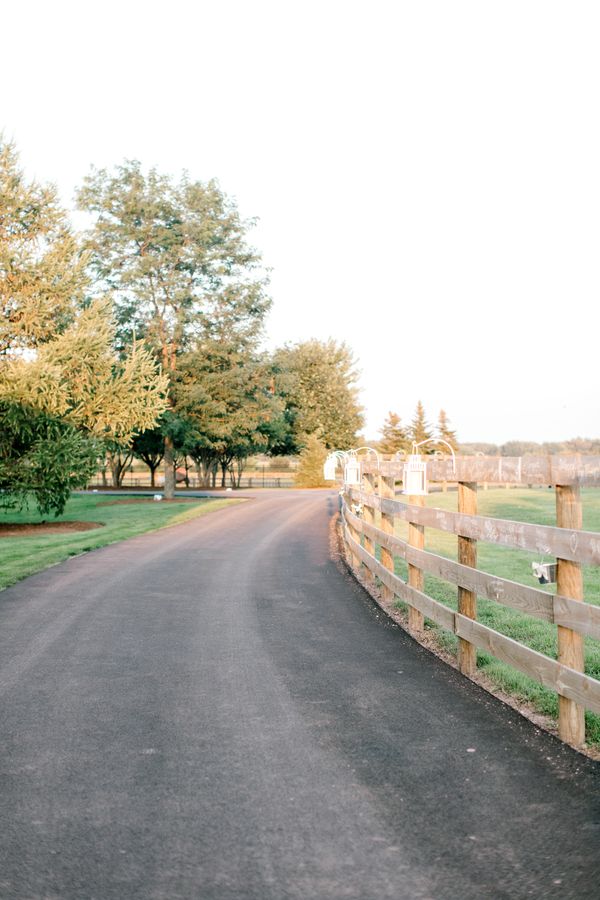  Elegant Barn Wedding at a Private Estate in Illinois