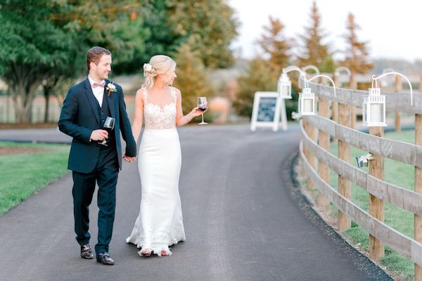  Elegant Barn Wedding at a Private Estate in Illinois