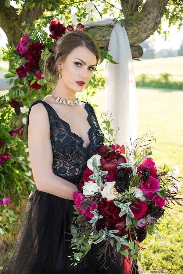  Black Meets Berry in this Moody & Ultra Chic Wedding