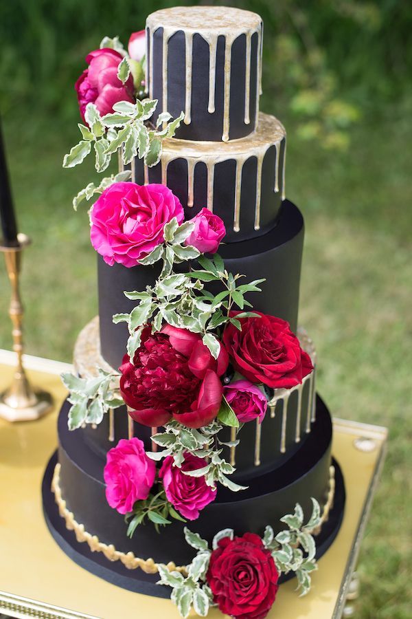  Black Meets Berry in this Moody & Ultra Chic Wedding