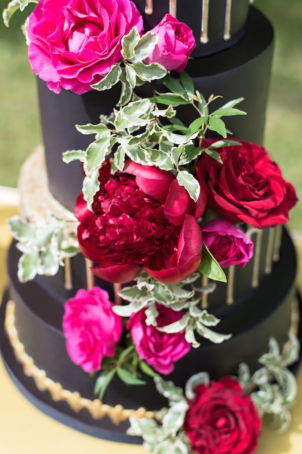  Black Meets Berry in this Moody & Ultra Chic Wedding