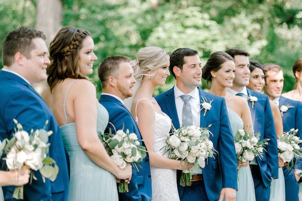  A Modern Farmhouse Style Wedding at a Charming Family Estate