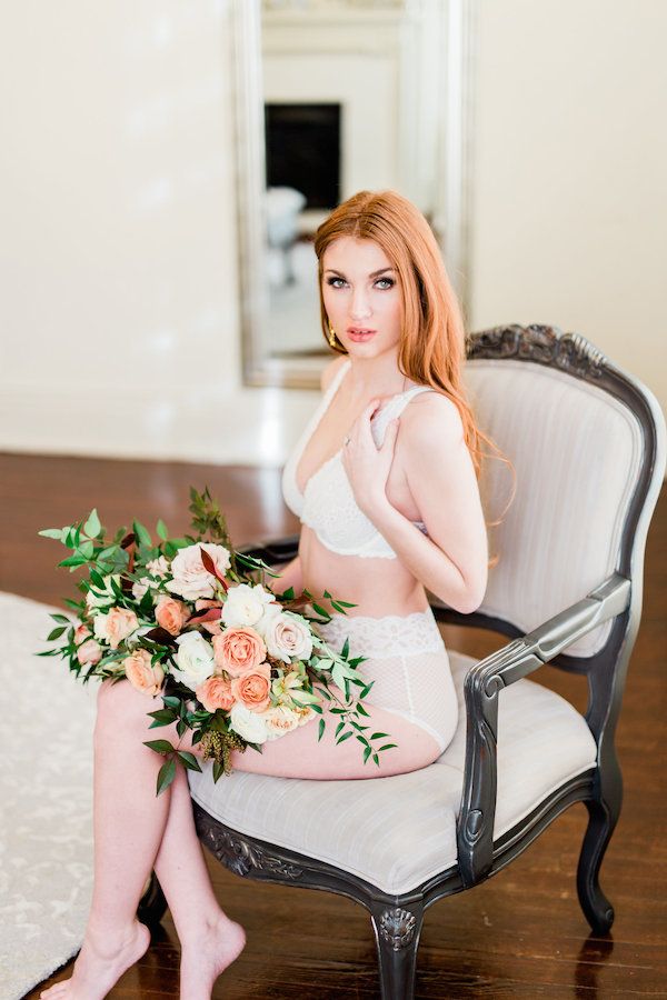  A Soft & Sensual Bridal and Boudoir Session