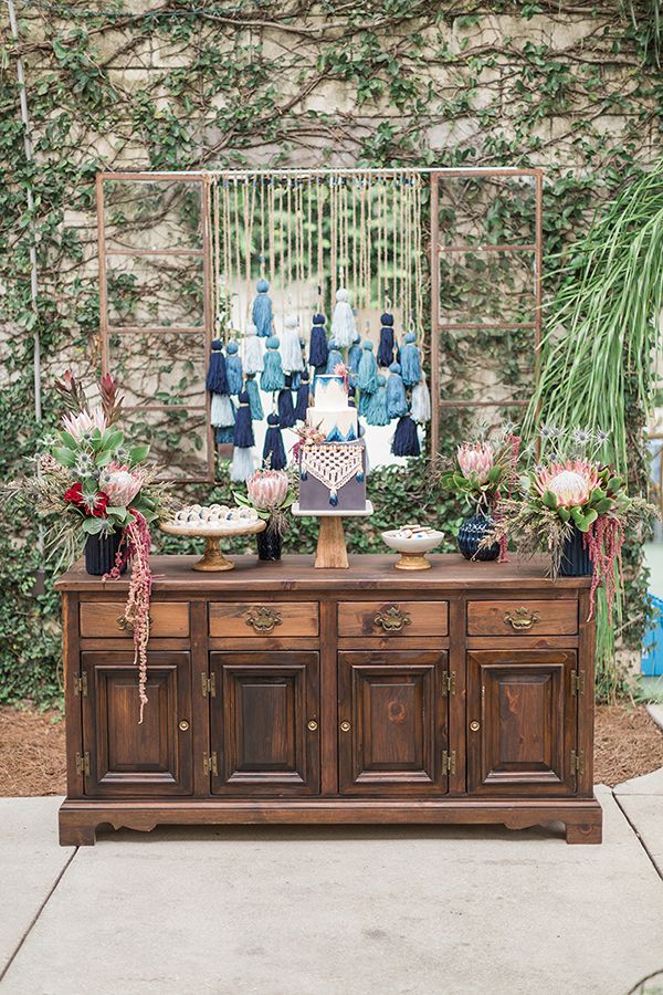 Stylish Blue and Boho Wedding Inspiration Made for the Summer