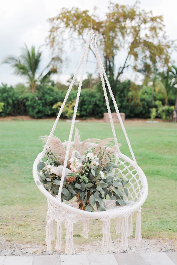  Desert Style Meets Florida Farm Life in this Bohemian Styled Fête