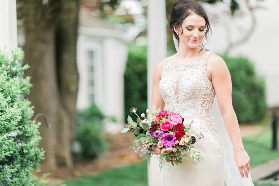  Morgan's Timeless Bridal Session with a Stand-Out Bouquet