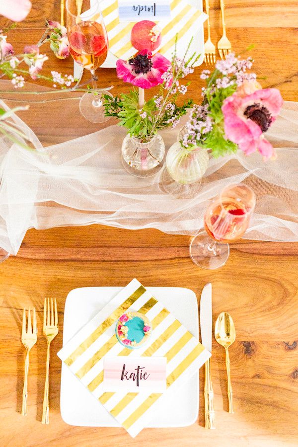  Bright and Cheery Bridal Shower Inspo