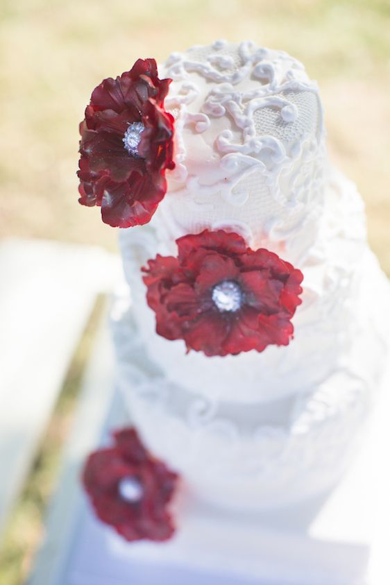 Married + Bright: Holiday Inspired Wedding Ideas