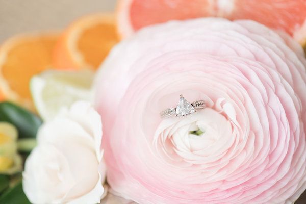  Citrus Inspired Bridal Brunch with Mimosas