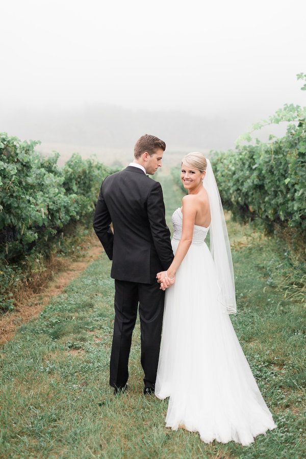  A Classic and Romantic Vineyard Wedding