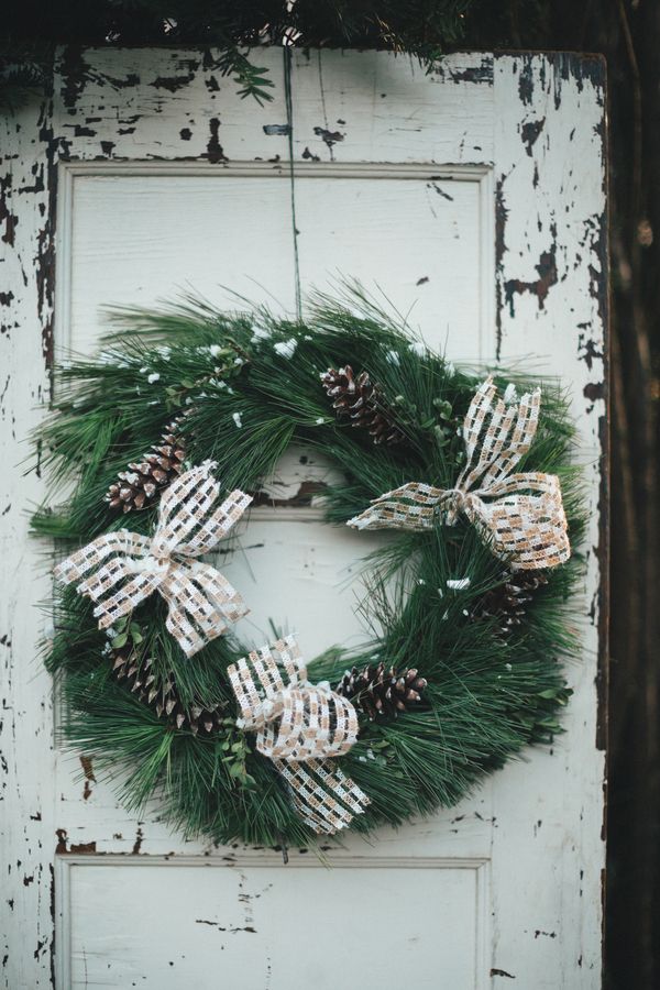 Christmas Tree Farm Inspiration Shoot - www.theperfectpalette.com - Designed by The Bride Link + Custom Love Gifts - JoPhoto