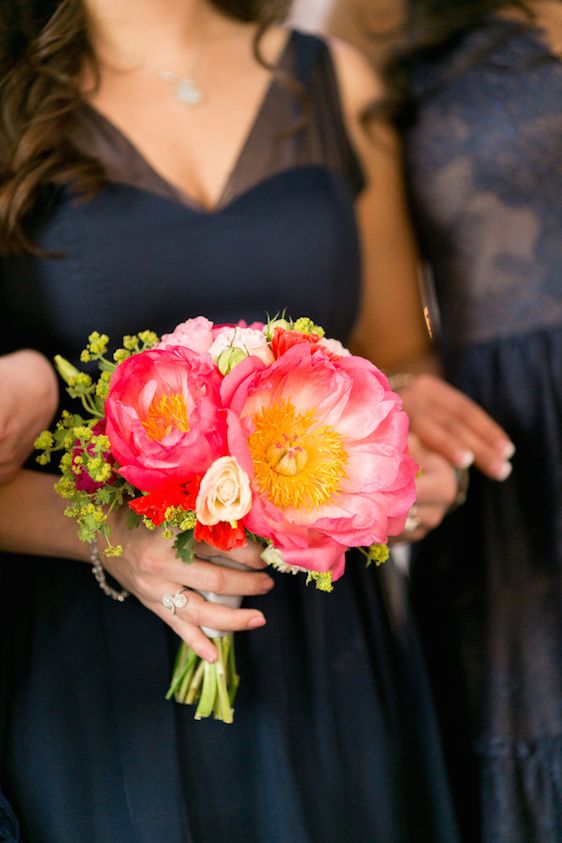 A Classic New Orleans Wedding With Sophisticated Details - www.theperfectpalette.com - Photography by Arte De Vie and floral design by Kim Starr Wise Floral Events